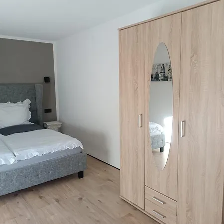 Haus Am Wanderweg 公寓 Niederdürenbach