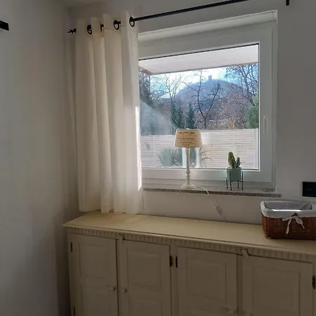 Haus Am Wanderweg Apartamento *