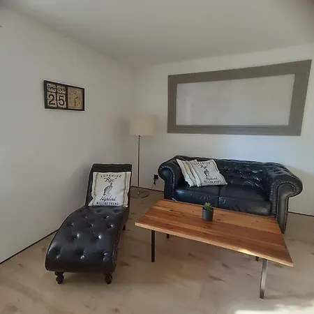 アパート Haus Am Wanderweg
